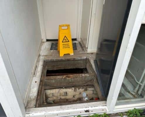 Kruipruimte ventilatie gaat schimmels tegen in Geldrop