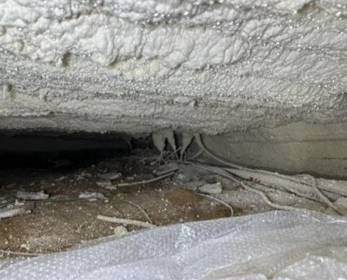 Kruipruimte ventilatie gaat schimmels tegen in Eindhoven