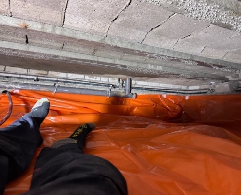 Kruipruimte ventilatie gaat schimmels tegen in Capelle Aan den Ijssel