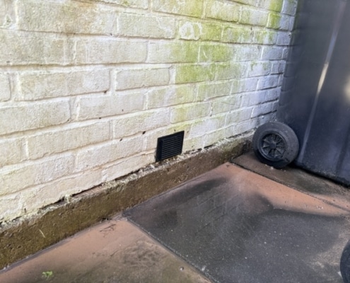 Stank verholpen door kruipruimte ventilatie in Wormerveer Stank verholpen door kruipruimte ventilatie in Wormerveer